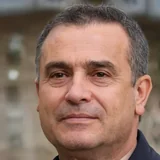 Man in his 50s, Golden Brain customer